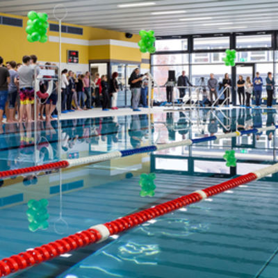 Bild vergr&ouml;&szlig;ern: Schwimmbad-Einweihung075