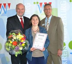 In der Erziehung den Eltern beistehen