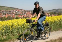 Landrat Nu&szlig; auf Fahrad