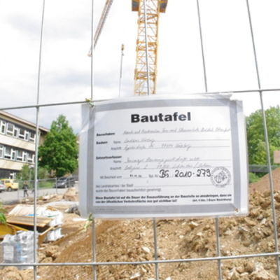 Bild vergr&ouml;&szlig;ern: Grundsteinlegung Schwimm- und Sportzentrum Ochsenfurt