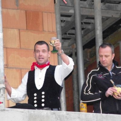 Bild vergr&ouml;&szlig;ern: Richtfest21.11.2011 (17)