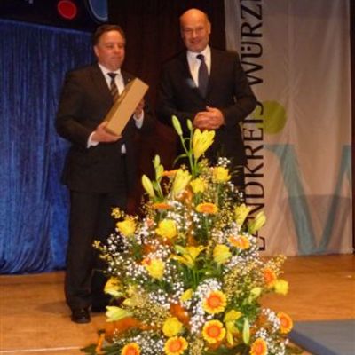 Bild vergr&ouml;&szlig;ern: Ehrenamtsabend Margetsh&ouml;chheim 2012 - 298