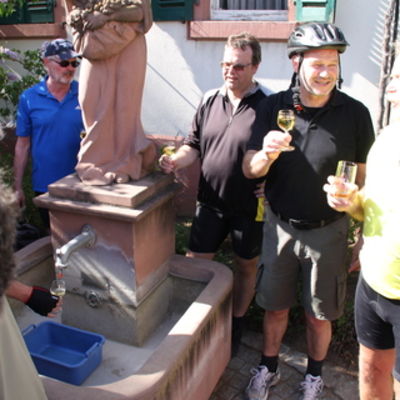 Bild vergr&ouml;&szlig;ern: Radlerfr&uuml;hling 122
