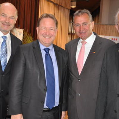 Bild vergr&ouml;&szlig;ern: Festakt Bild 01