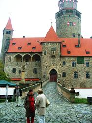 Bild vergrößern: Burg Busau