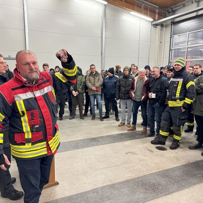 Bild vergr&ouml;&szlig;ern: Galerie Verleihung Fluthelfernadel Klingholz by Michael K&auml;mmerer 