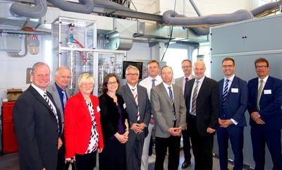 Firmenbesuch des Landrats bei Iludest