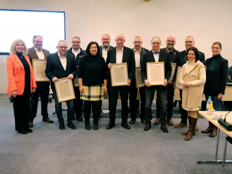 Ehrung F&uuml;hrungskr&auml;fte Rettungsdienst by Christian Schuster