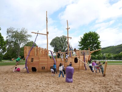 Zweckverband Erholungs- und Wandergebiet W&uuml;rzburg by Christina H&ouml;ssel