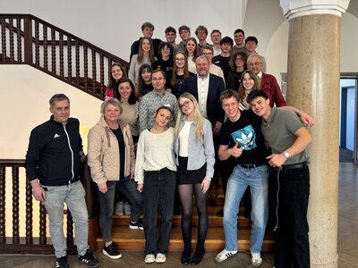 Deutsch-tschechischer Sch&uuml;leraustausch zu Besuch im Landratsamt W&uuml;rzburg by Christina H&ouml;ssel