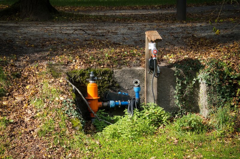 Wasser entnahme brunnen bew&auml;sserung