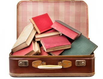 Koffer mit Büchern