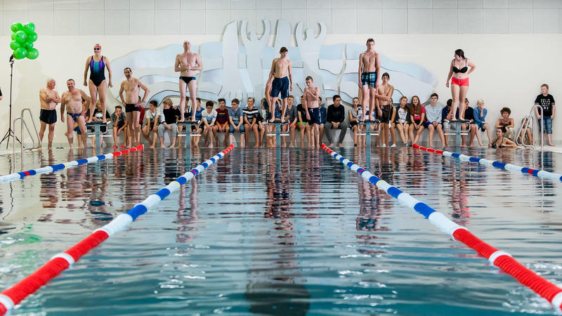 Bild vergrößern: Das Schwimmbad Ochsenfurt ist bei Jung und Alt beliebt.