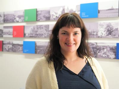 Friederike Langeworth ist die neue Kreisarchivpflegerin für den Landkreis Würzburg und berät die Gemeinden beim Aufbau und der Führung der Gemeindearchive.