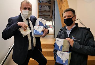 Landrat unterst&uuml;tzt Gemeinden mit FFP2-Masken