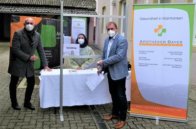 Teststelle der Apotheke Bayer in Giebelstadt - by Julian H&ouml;fner