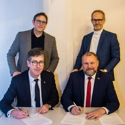 Unterzeichnung Kooperationsvertrag Öko-Modellregion_by Georg Wagenbrenner