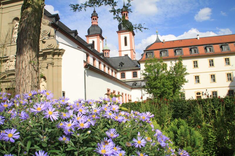Bild vergrößern: Auch Kloster Oberzell lädt am Tag des offenen Denkmals zur Besichtigung ein.