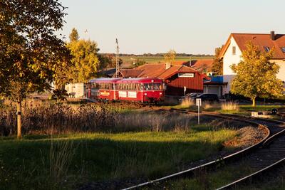 Mainschleifenbahn bei Prosselsheim by Oliver Bayer